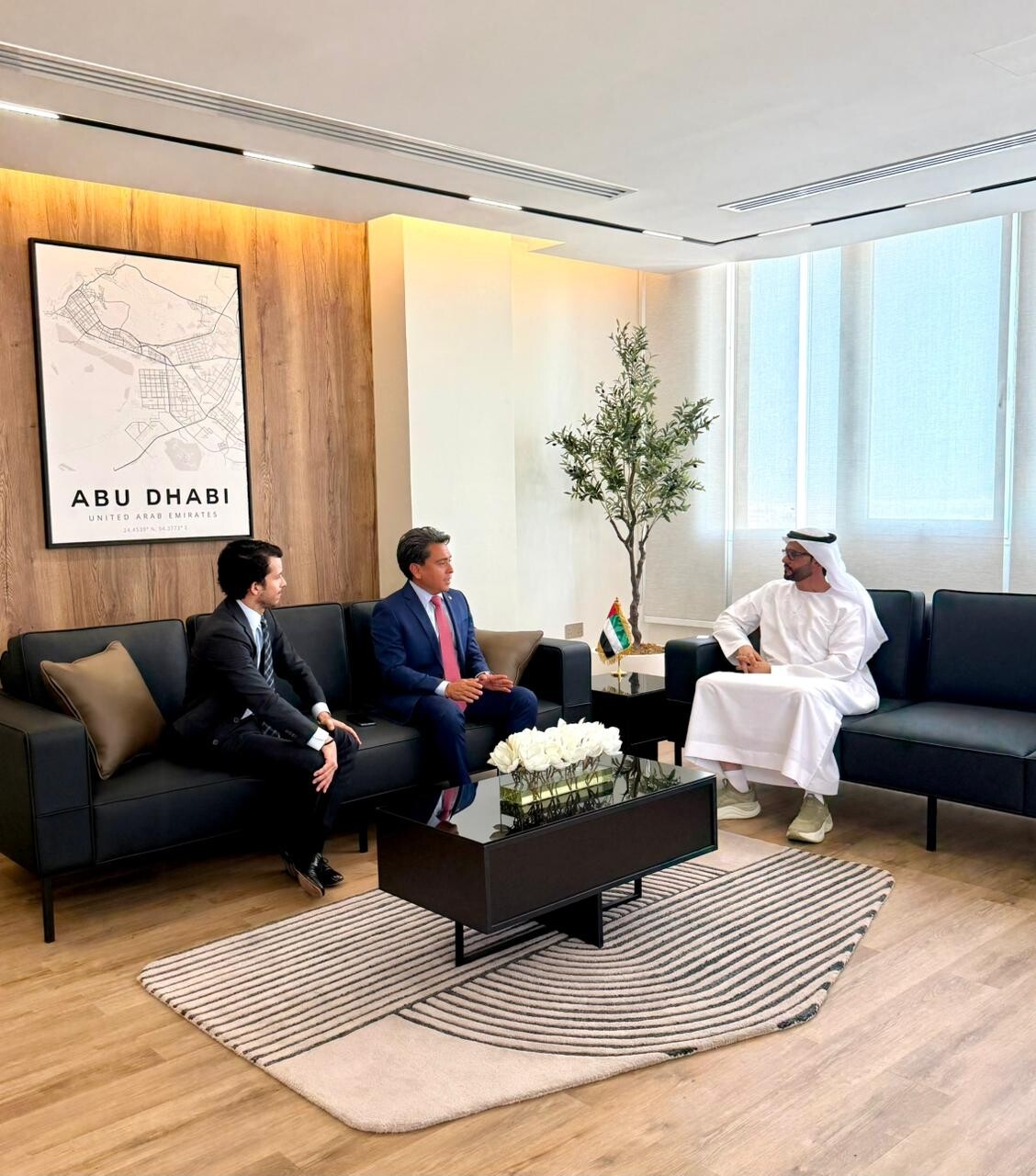 AlNser Holding Meets with the Embassy of El Salvador to Explore Private Sector Trade and Investment Opportunities